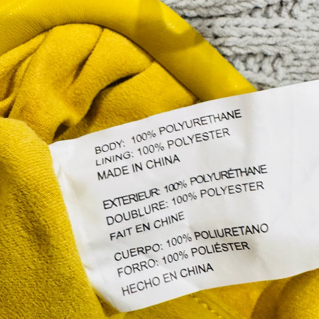 Steve Madden ‘Nikki’ Faux Leather Crossbody Clutch in Citron - Image 7