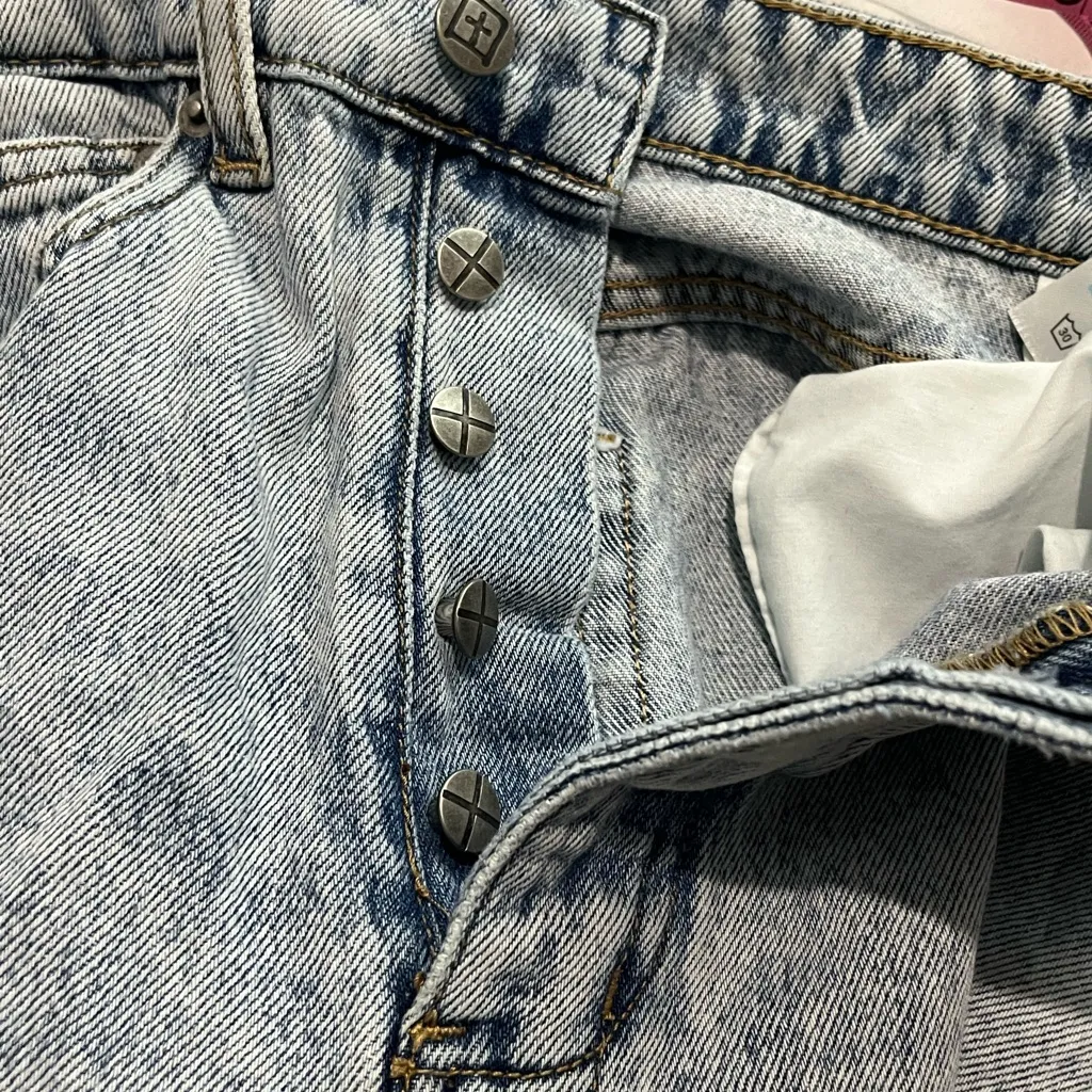 Ksubi Light Wash Straight Leg Jeans SZ 25 100% Cotton High Rise Denim Button Fly - Image 11
