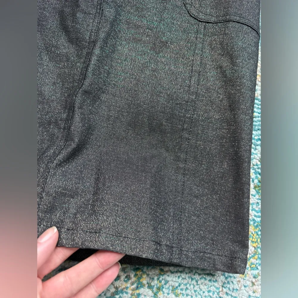 Vintage Erica Brooke metallic shimmer chain belt pencil skirt, size medium Black - Image 3