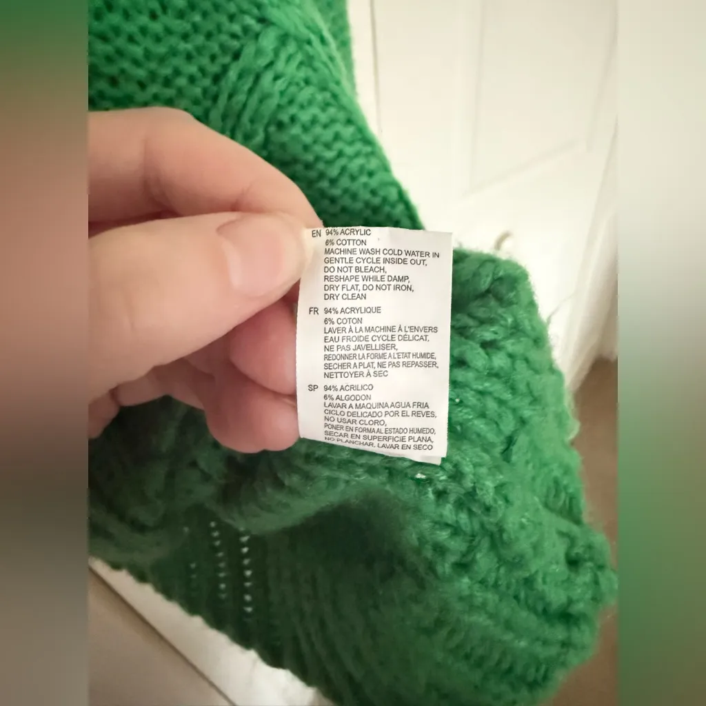 Green Chunky Knit V-Neck Cardigan Sweater Bright Kelly Green Size Large - Image 6