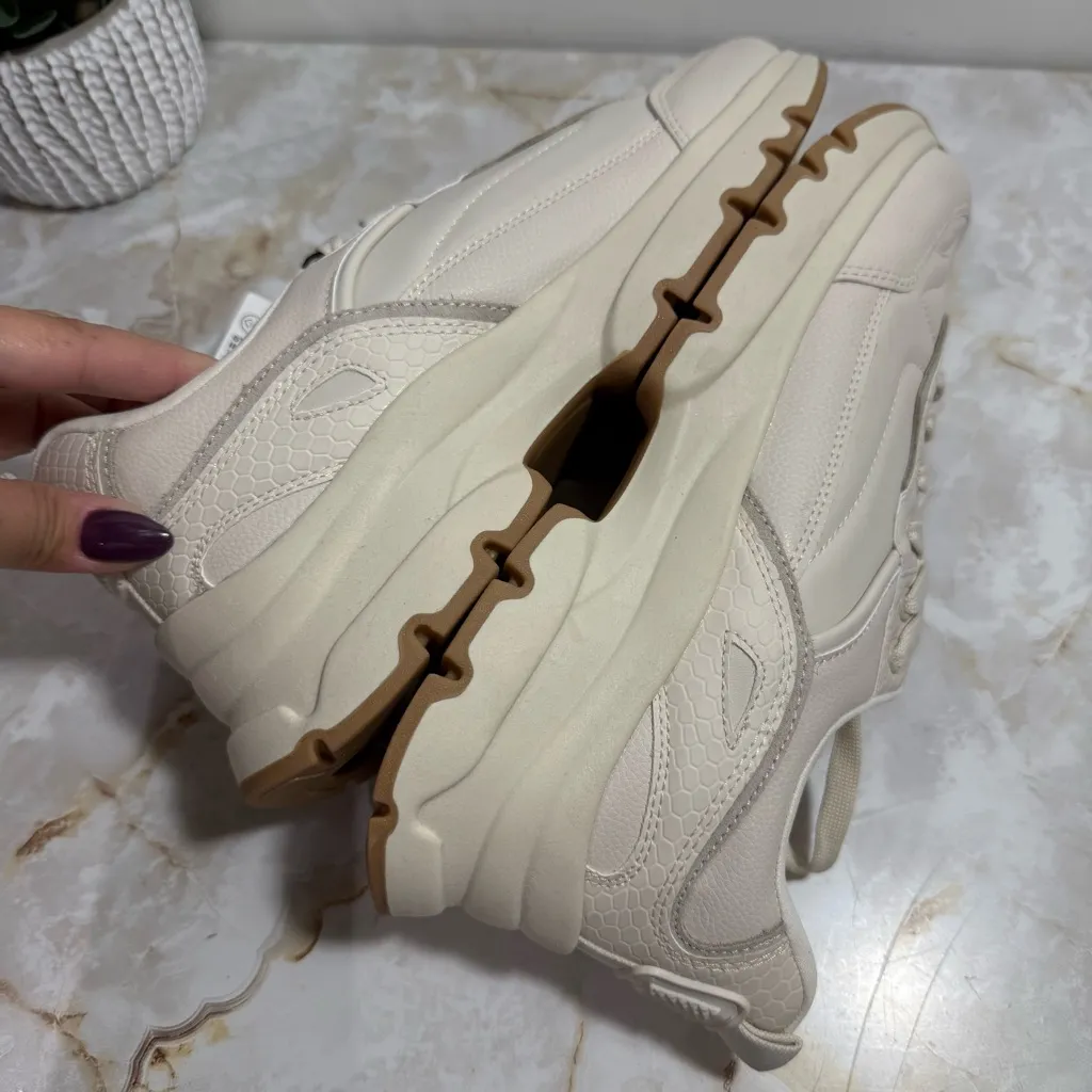 NWT Zara Women's Single Color Running Sneakers‎ 5019 Size 9 Zara Size 40 - Image 9