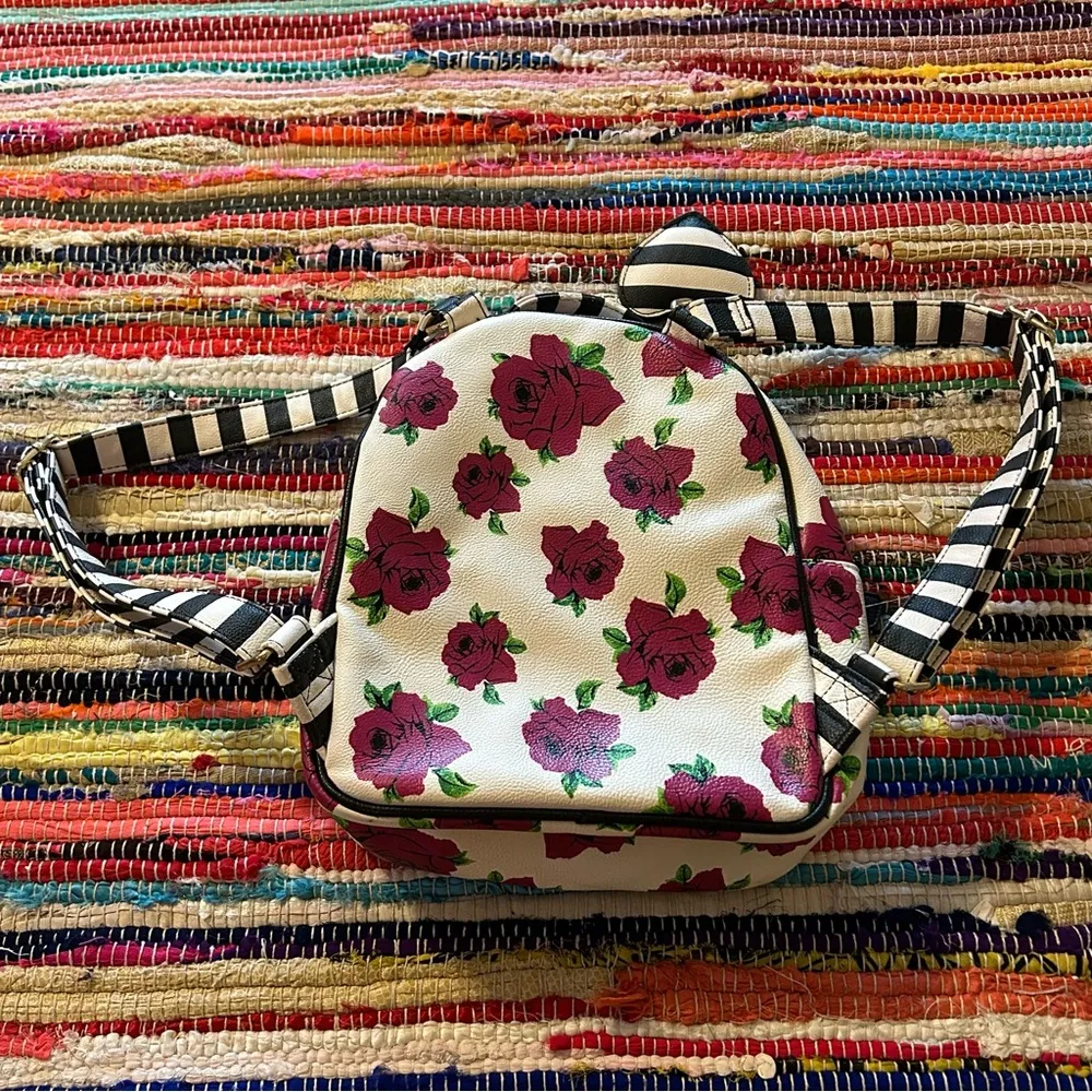 Betsey Johnson‎ Floral Rose Vegan Leather Mini Backpack Flowers Bag White Pink - Image 3