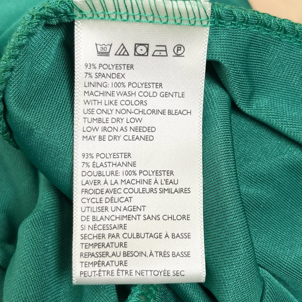 NWT Urban Outfitters Sasha Long Sleeve Velvet Romper in Emerald Green Size Small - Image 11