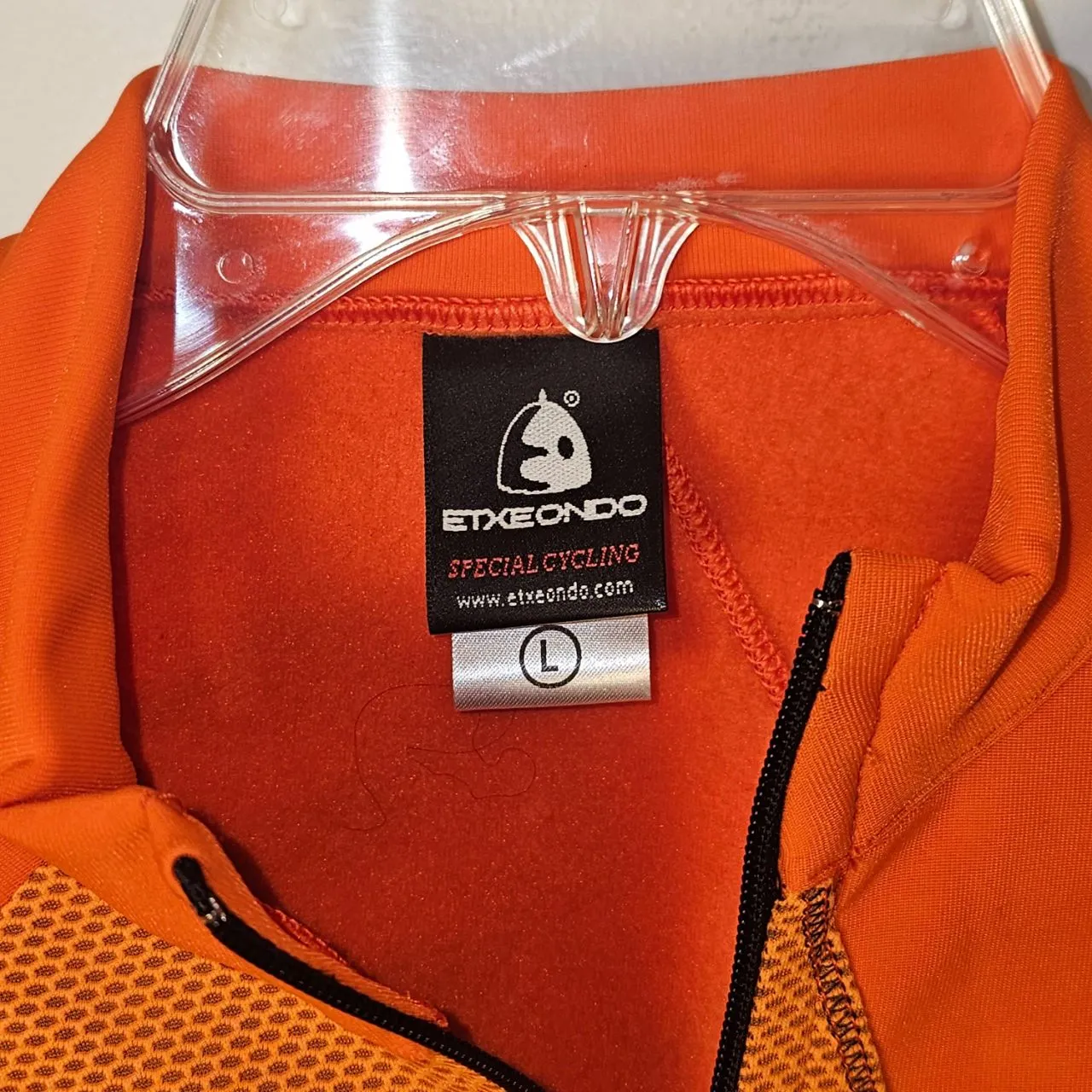 Etxeondo Womens Orange Cycling Jacket Large‎ - Image 3
