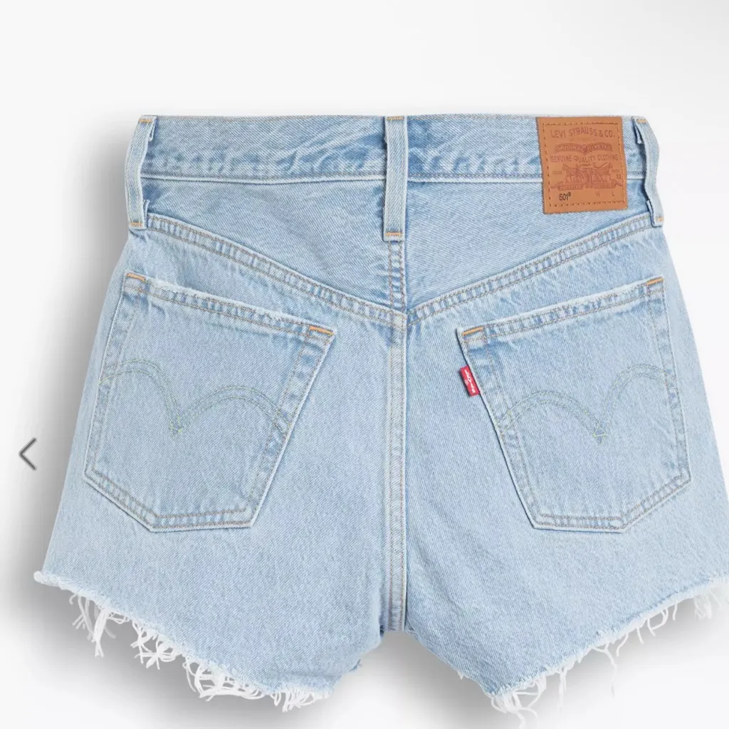 Levi's Women's 501 Sky Blue Jean Shorts - Image 2