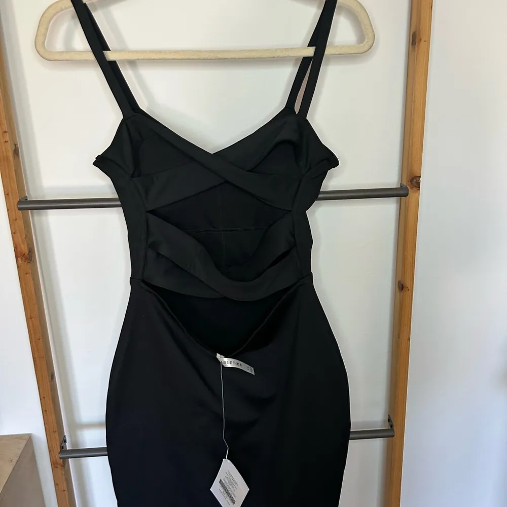 NWT Fabletics Malindi dress size XS/4 - Image 5