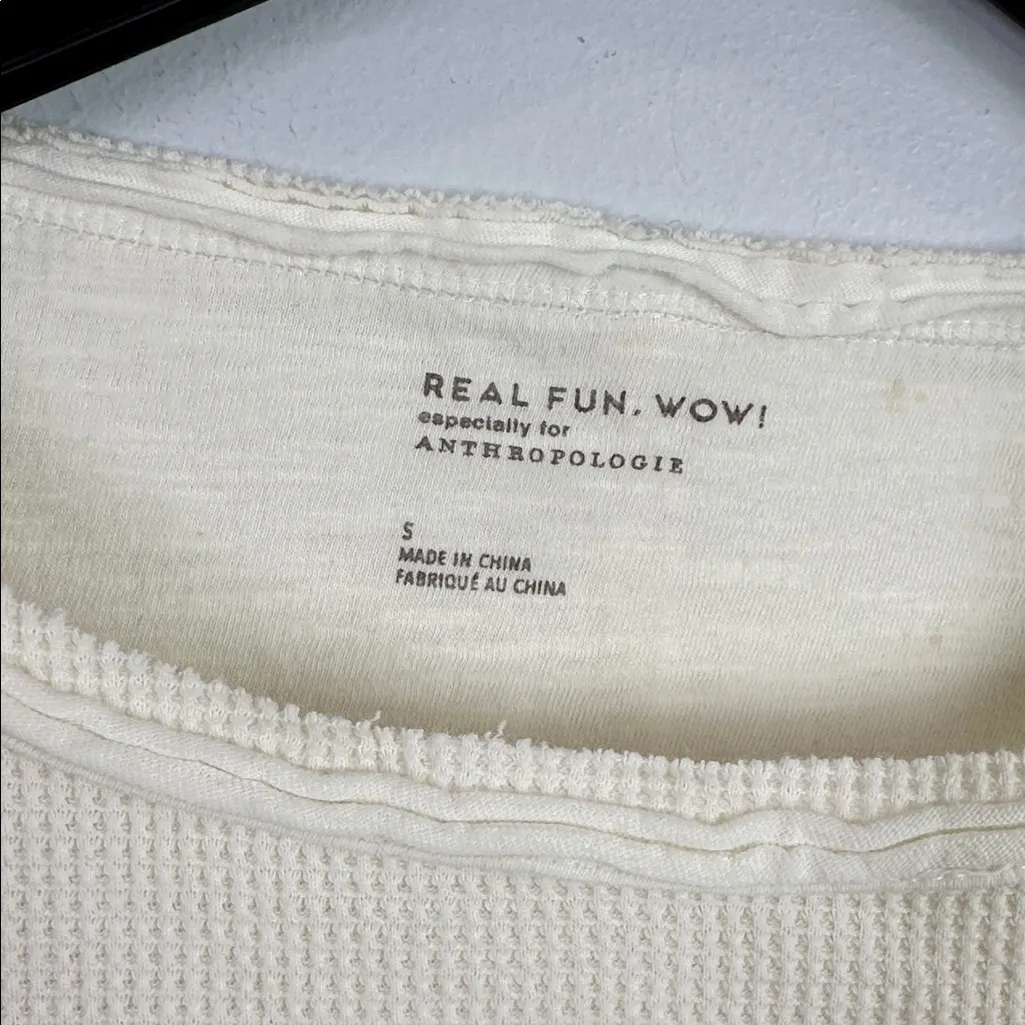 Anthropologie gratitude graphic thermal long sleeve oversized tee size small - Image 4