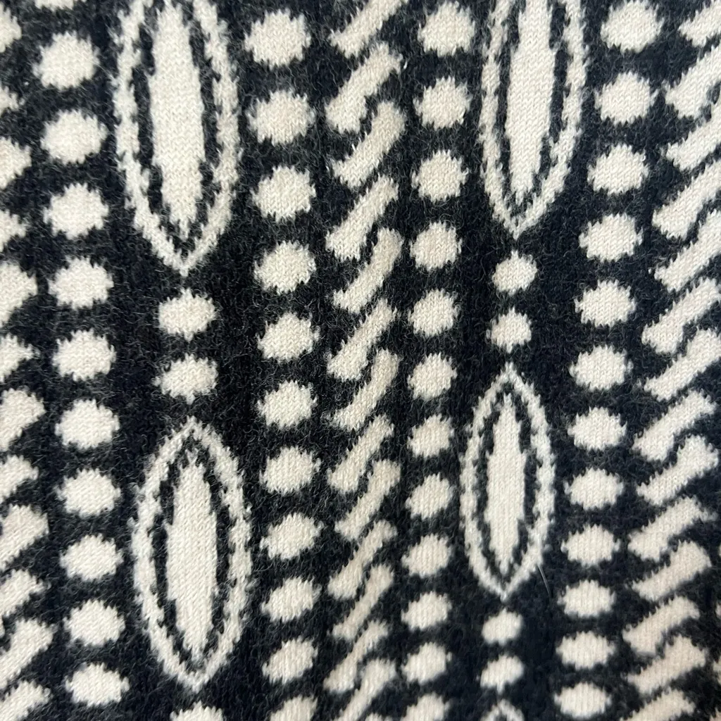 Anthropologie Moth Black and White Long sleeveless Cardigan size XS/S - Image 7