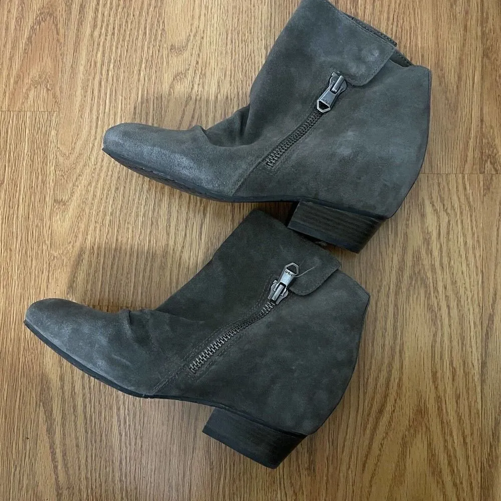 NEW Anthropologie NAYA Fillie Gray suede leather ankle boot size US 9 - Image 5