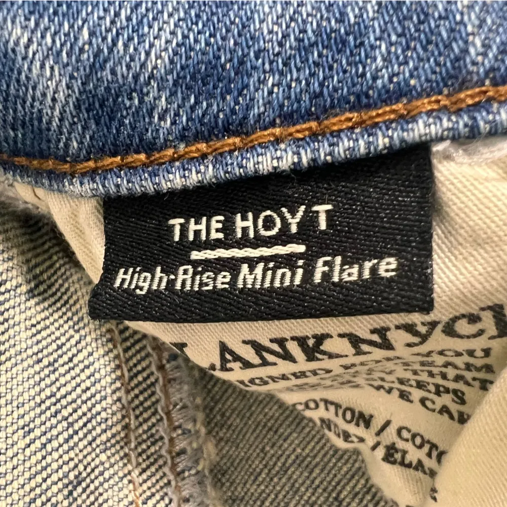 BLANK NYC The Hoyt Follow Your Arrow High Rise Mini Flare Jeans - Image 7