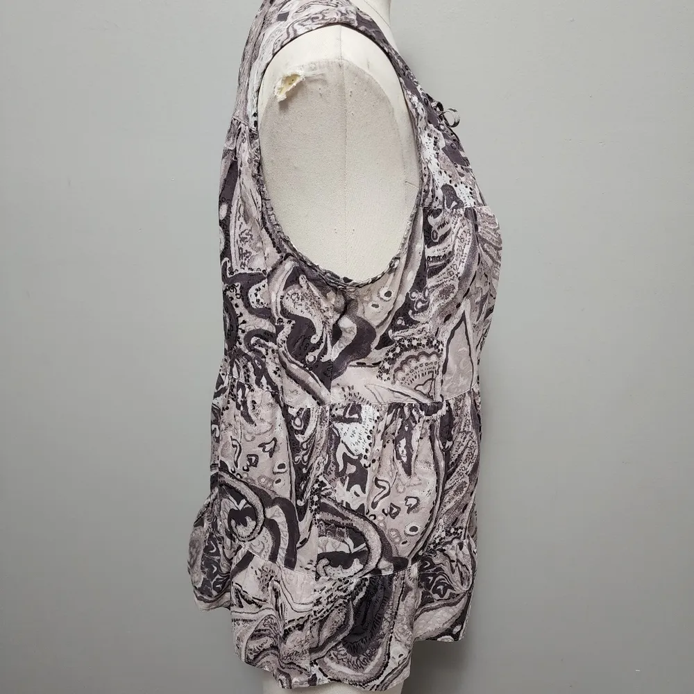 Talbots brown paisley sleeveless tiered ruffle hem blouse size mp - Image 3
