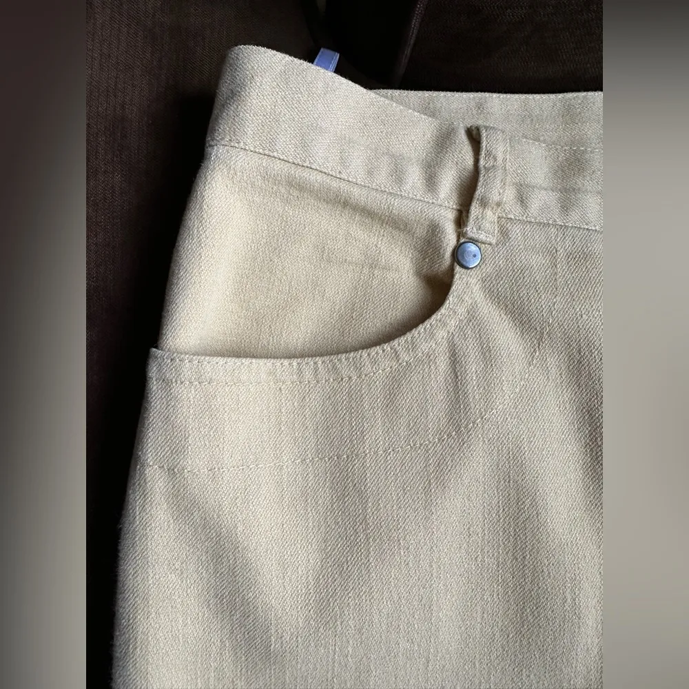 Ted Nicol Yellow pleaded straight Leg Pockets on back And Front Low Rise SZ 30 - Image 4