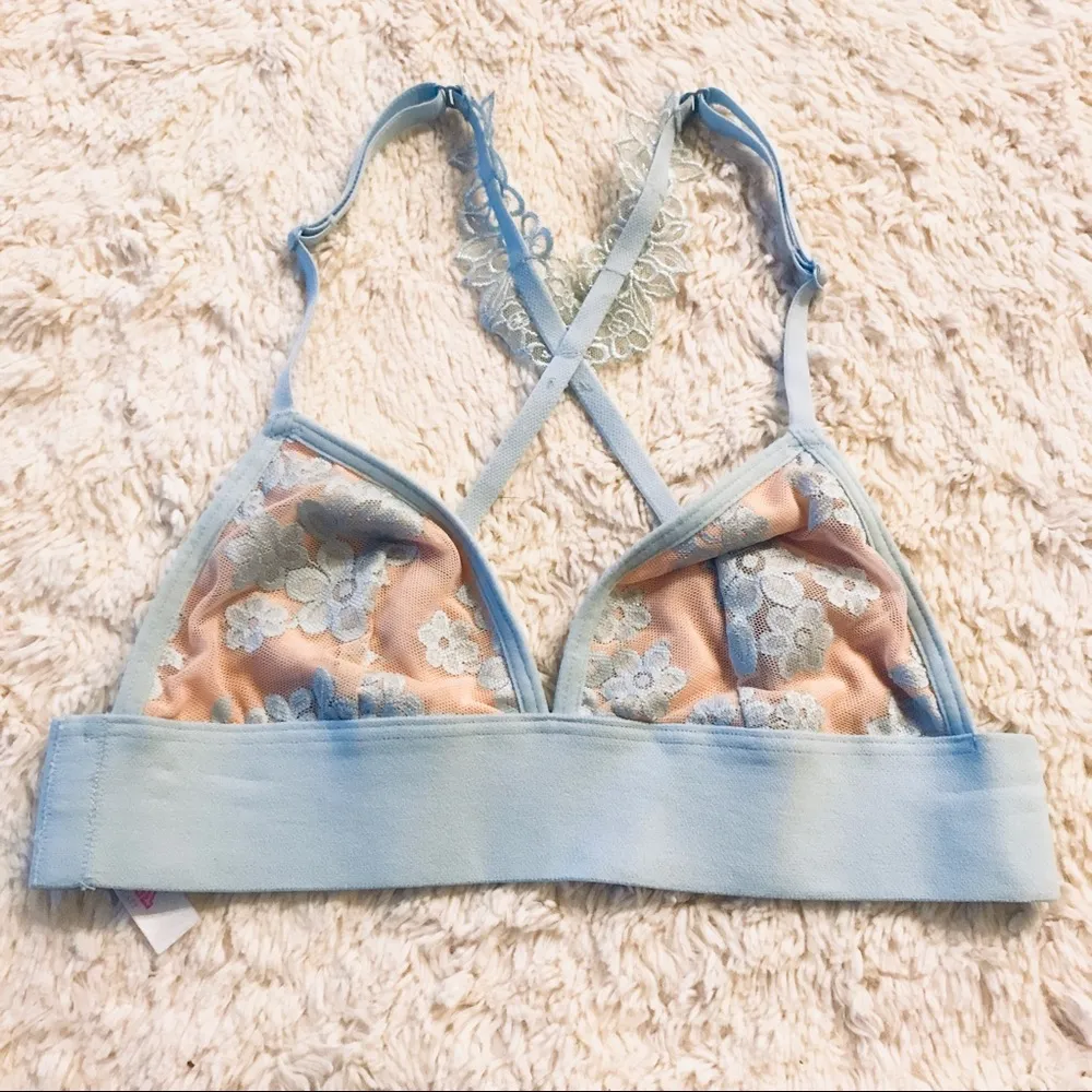 VS PINK Blue Daisy Lace Triangle Racerback Bralette Size XS - Image 2
