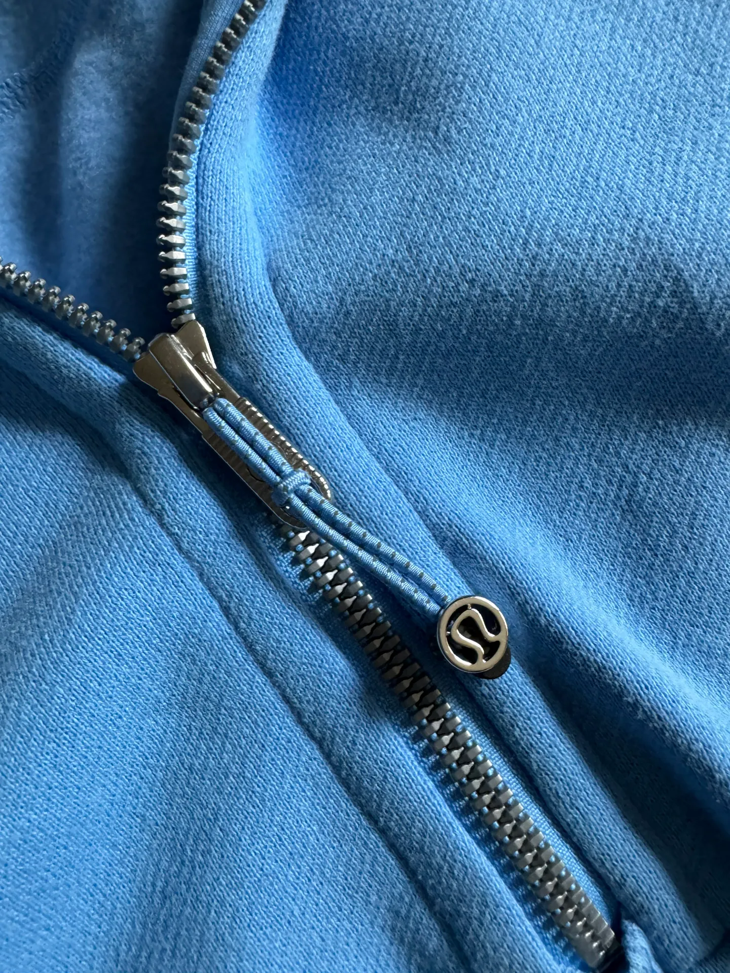 Scuba Sweatshirt - Image 4