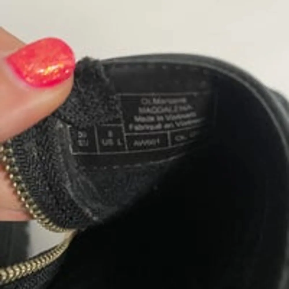 Dr.Martens Magdalena Women’s Leather Heeled Chelsea Boots - Image 10