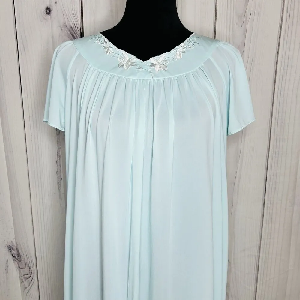 Miss Elaine Classics Sz M Satin Aqua Nightgown Embroidered Neckline Short Sleeve Blue Size M - Image 2