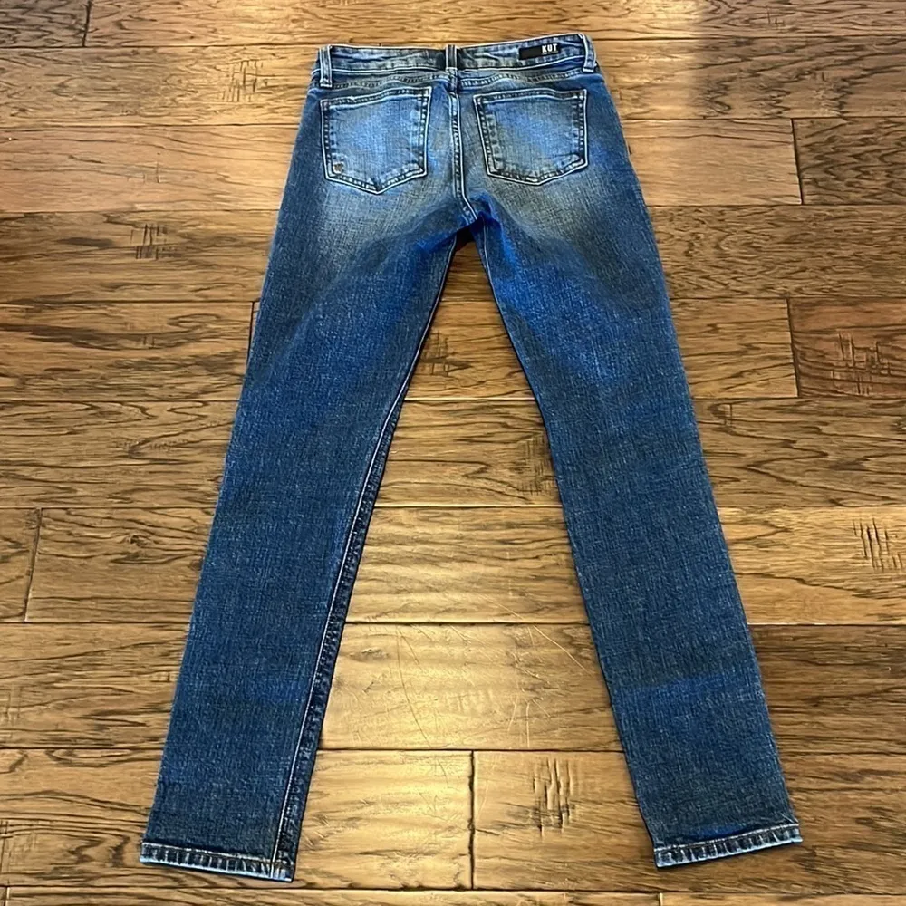 Kut From The Kloth Catherine Boyfriend Mid Rise Size 0 - Image 2