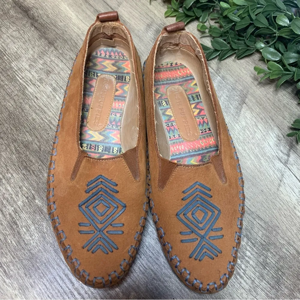 Hush Puppies Women's Stitched Leather Flats Beige Decor Moccasins tan Size 7.5 M - Image 2