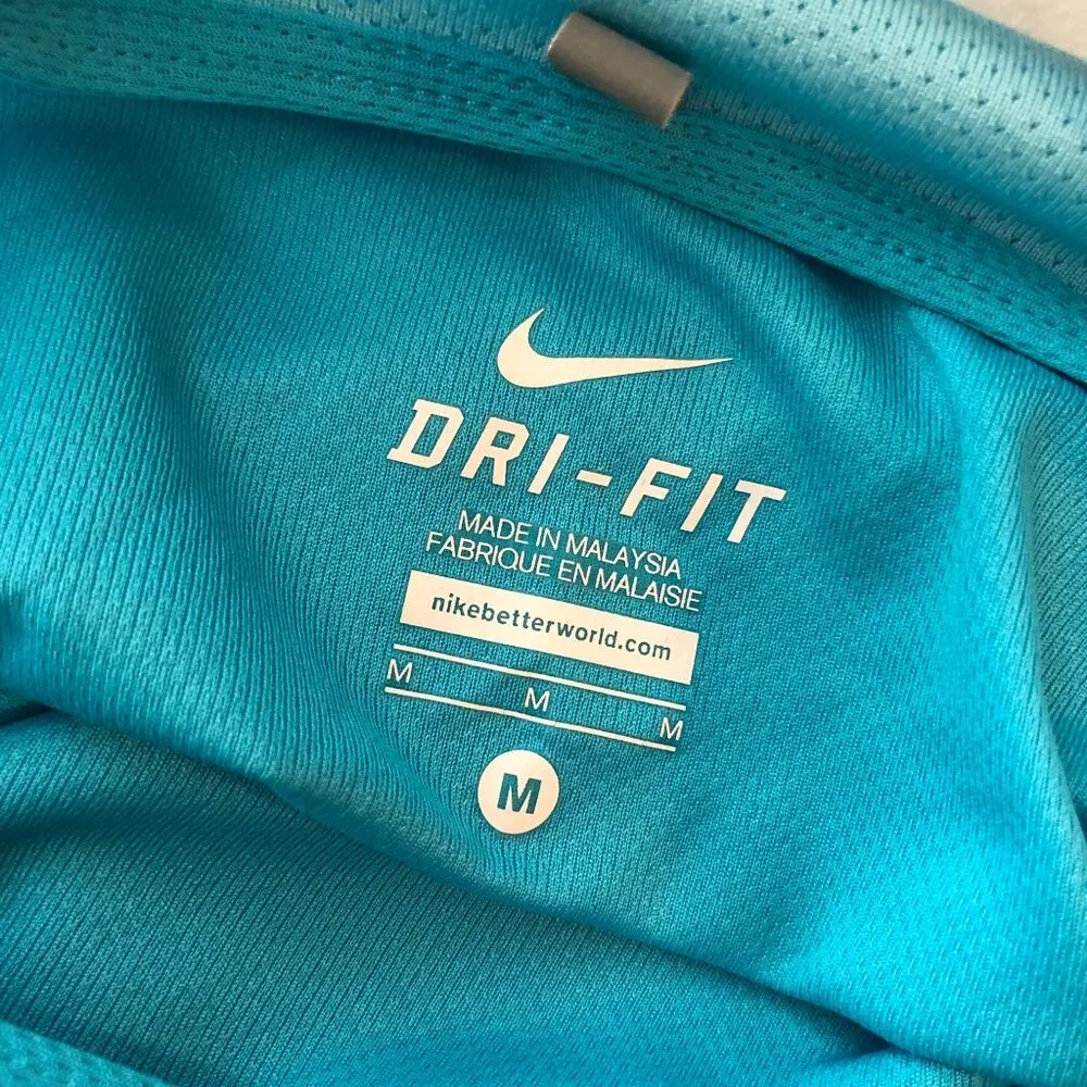 Nike Dri-Fit Womens Athletic Short Sleeve Shirt Turquoise Blue Size M - Image 5