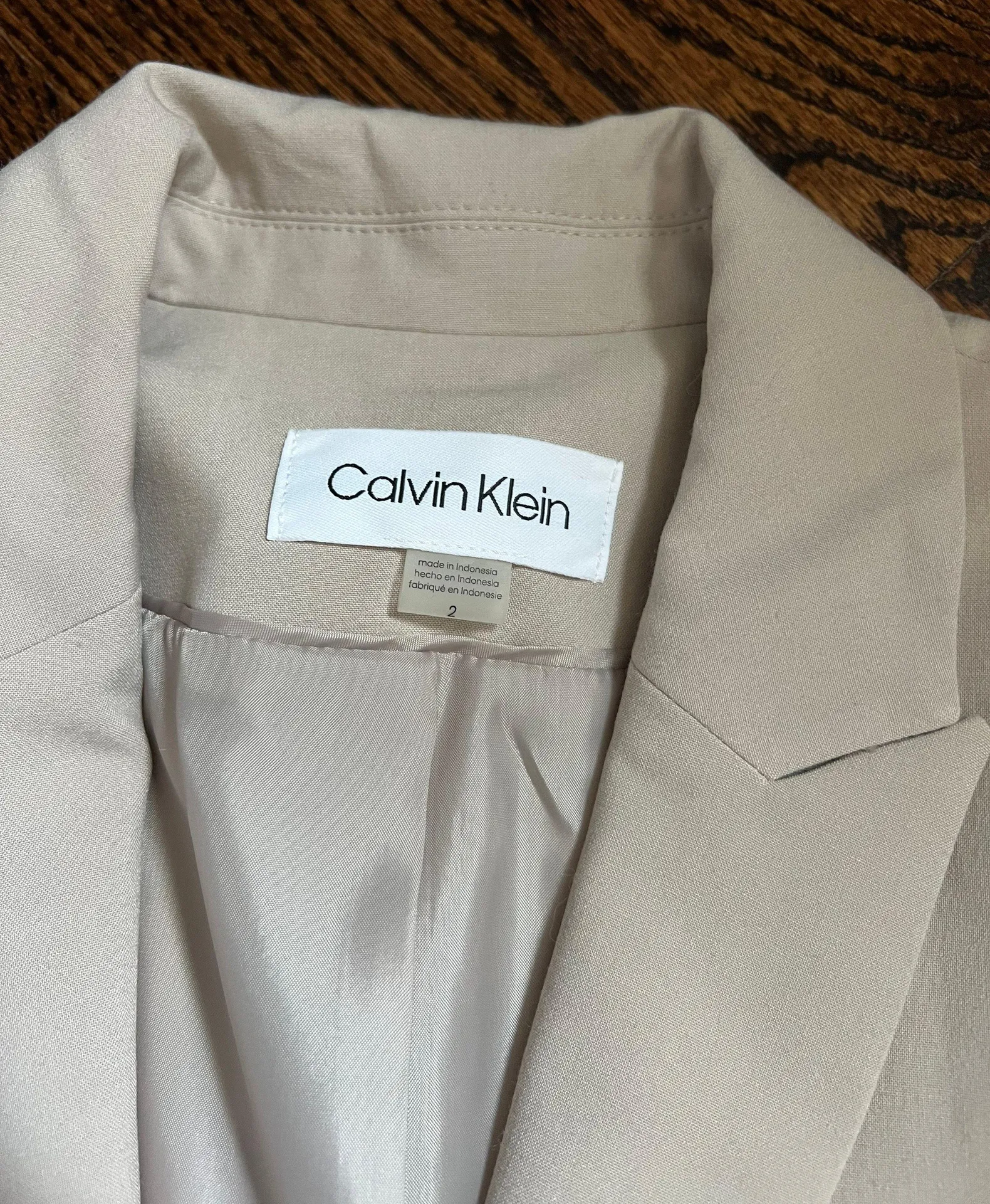 Calvin Klein Tan Blazer - Image 3