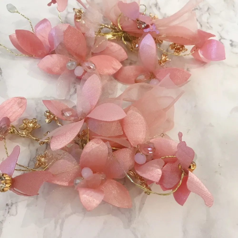 Bridal Wedding Coral Pink Crystal Gold Hairclips - Image 6