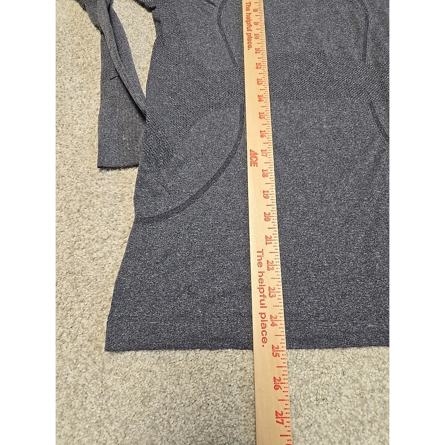 Lululemon Swiftly Tech Long Sleeve Crew Sz 6 Gray Thumbholes Running Hiking Gray - Image 7