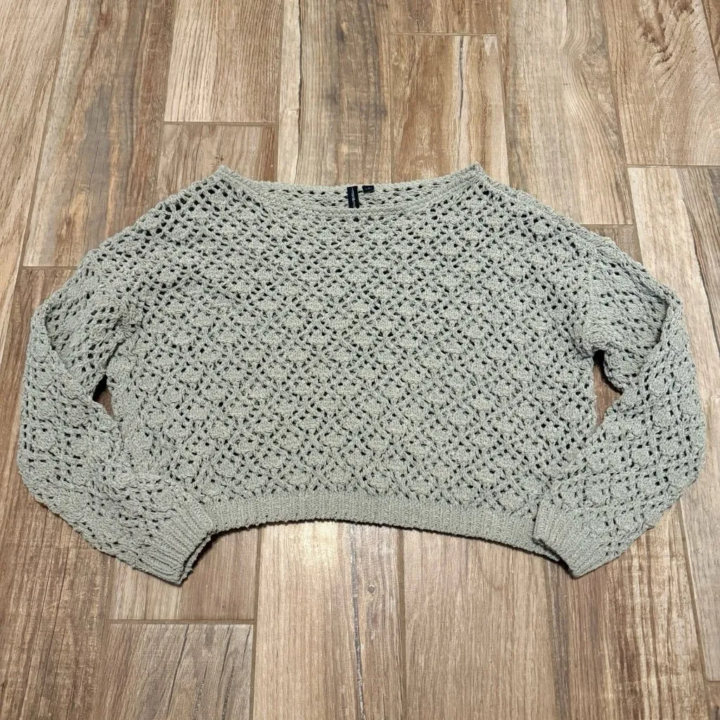 Anthropologie Moon & Madison Sage Green Crocheted Cropped Sweater - Image 2