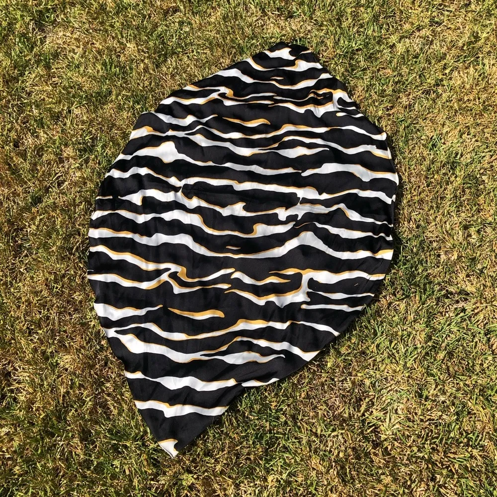 Animal Print Thick Oval Scarf Black - Image 5