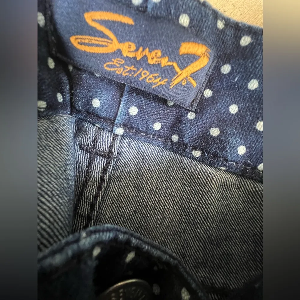 Seven 7 Polka Dot Jean Shorts Size 12 - Image 5