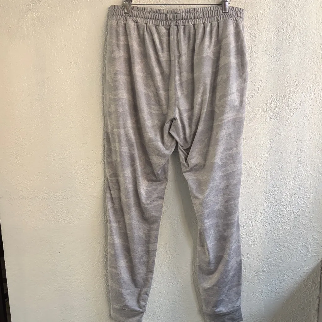 Vuori Jogger Pants - Image 3