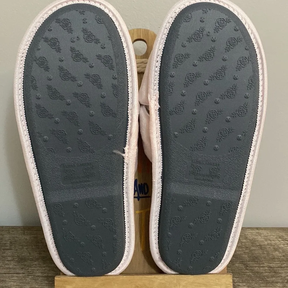 Laura Ashley New! Women’s pink flat slippers size XL 9.5 - 10.5 - Image 5