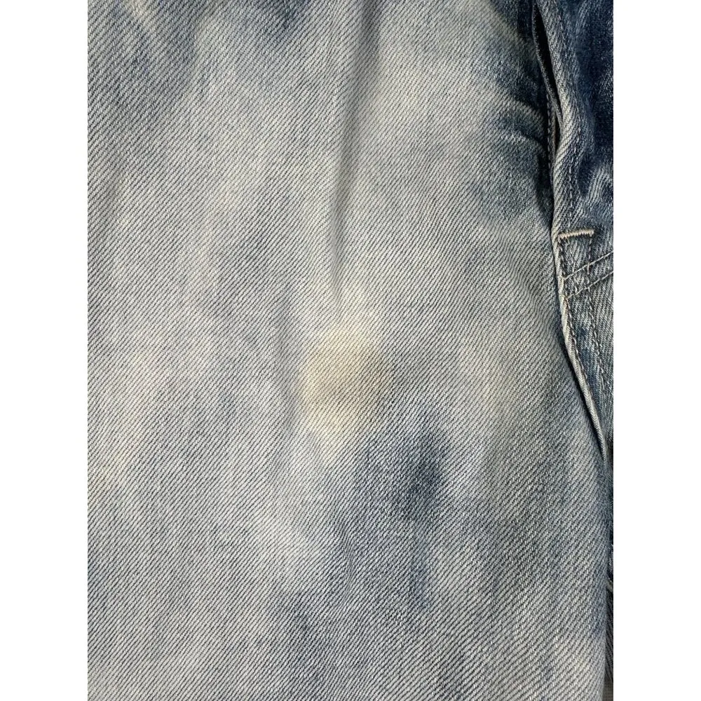 GRLFRND - The Bella Boyfriend Jeans in Light Wash Blue - Image 3