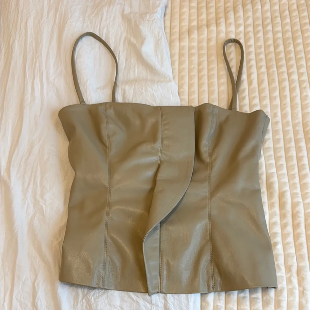 Nanushka KYA - Image 2