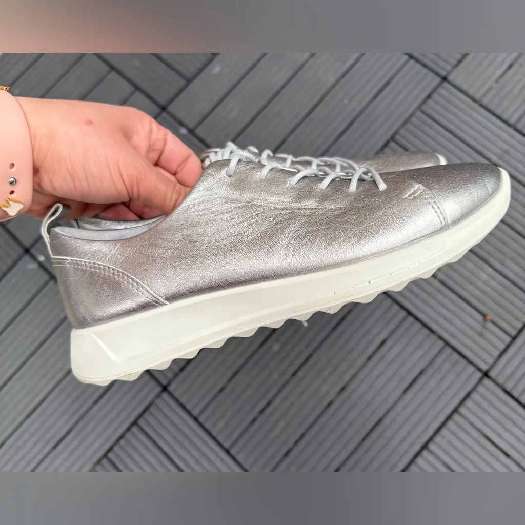ECCO Women's Flexure Runner Silver Sneakers Size 6 - Image 7