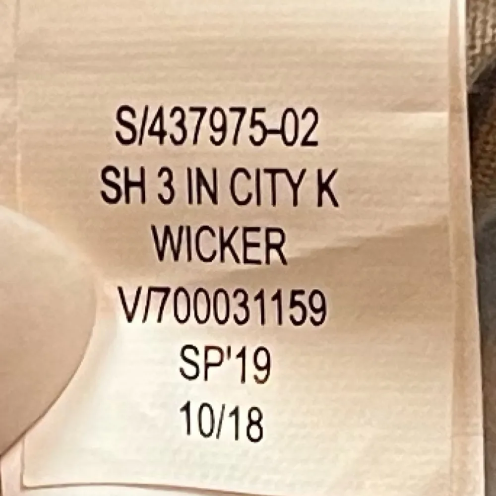 GAP City Shorts Mid Rise 3” Inseam Chino Stretch Pockets Women’s Sz 6 Wicker Tan - Image 9