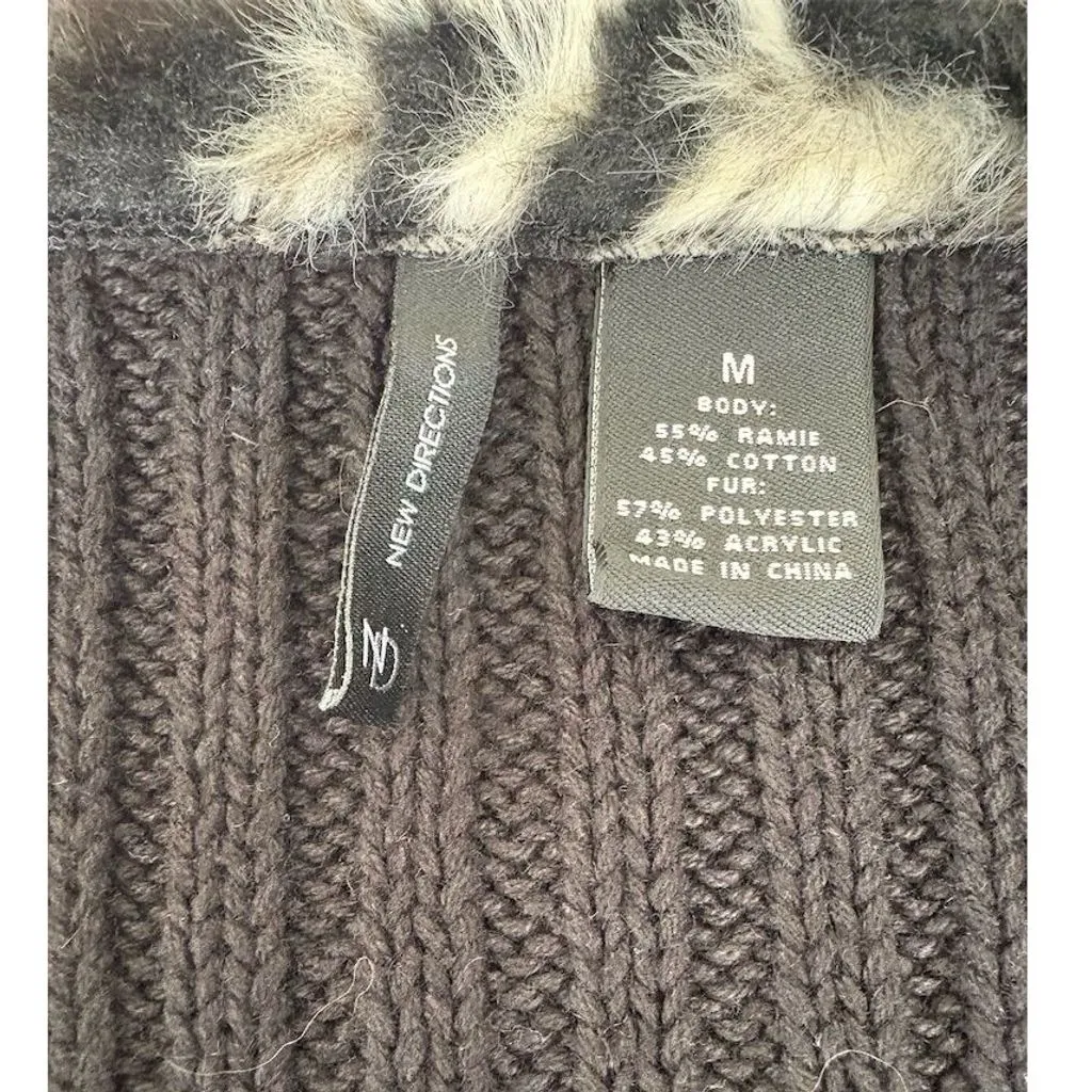 Women's Black Sleeveless Cable‎ Knit Vest with Faux Fur Trim M - Image 5