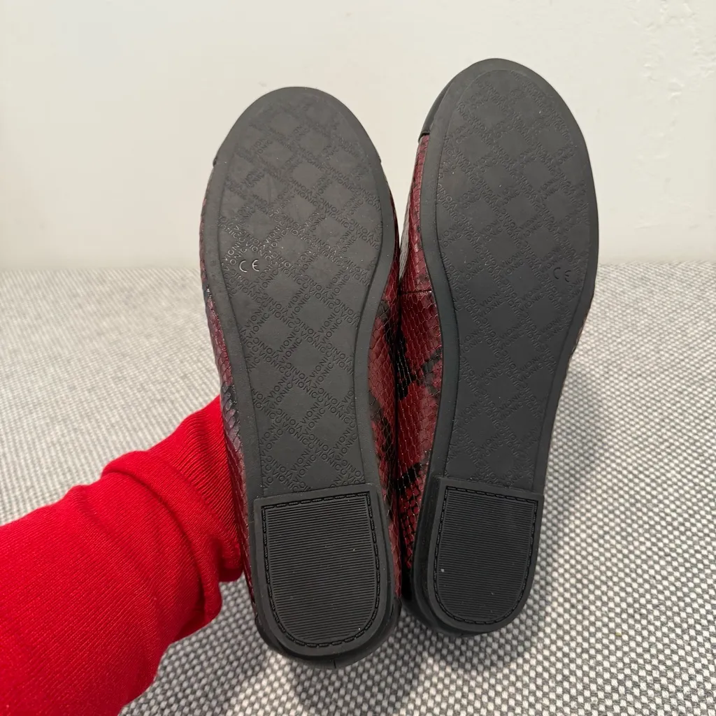 Vionic  Wine Snake-Embossed Minna Leather Flat size 9/5 - Image 8