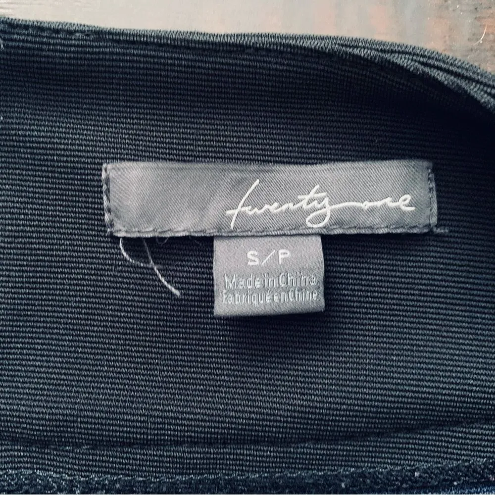 Forever 21 Black & Navy Super Stretchy Ribbed Mini Pencil Skirt | Size: S - Image 5