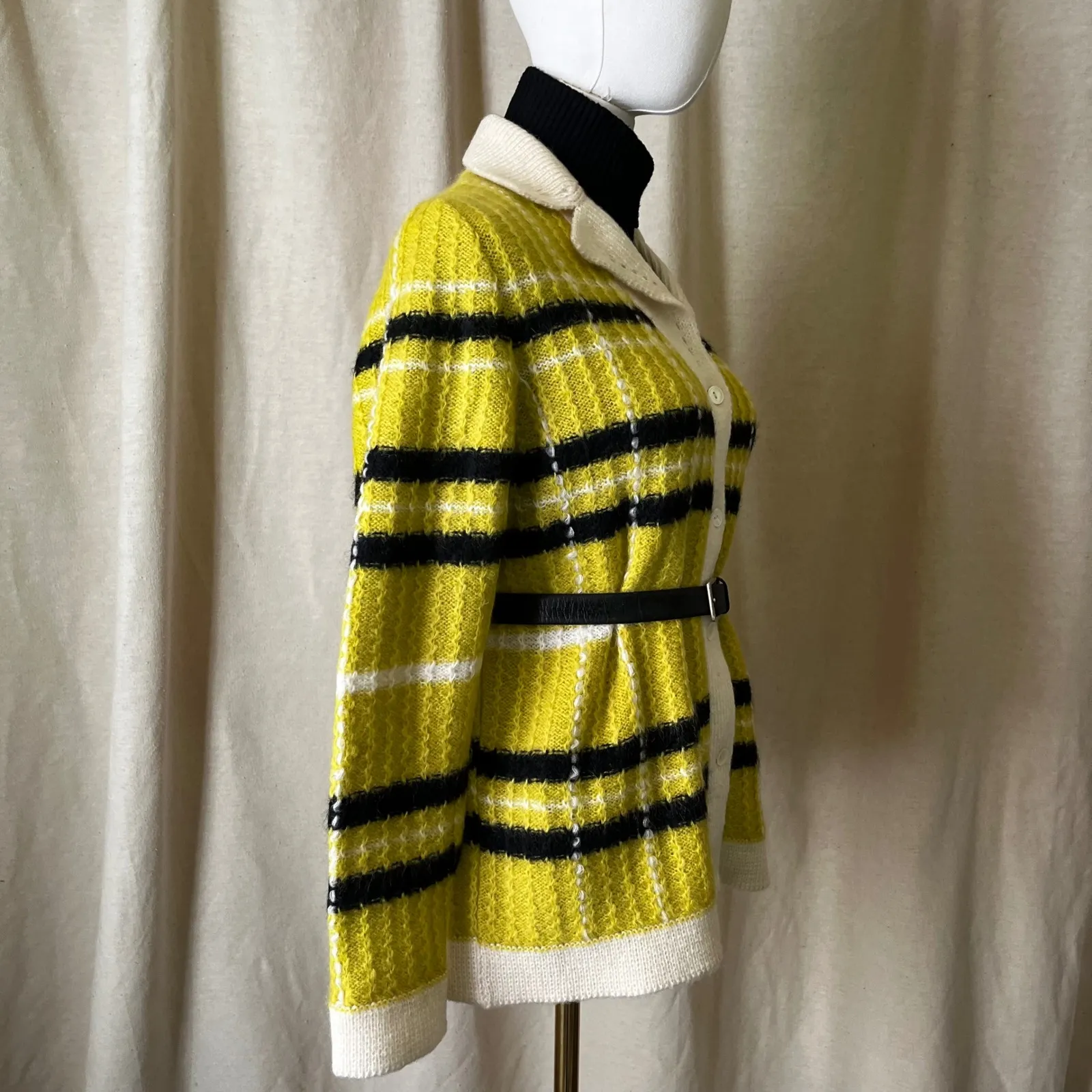 Vintage 1960s Selma Milano Mohair Plaid‎ Cardigan Sweater Yellow Black Large - Image 4