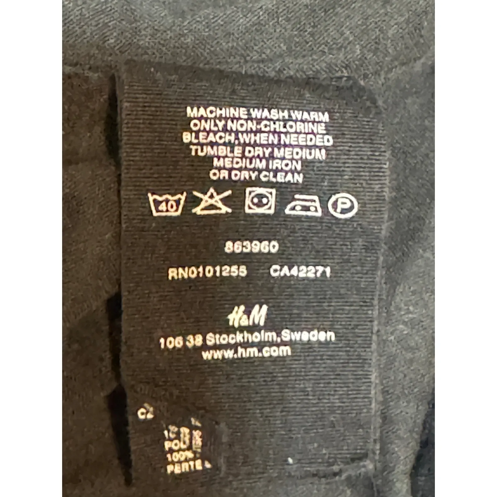 H&M · Size 6 · Art 079140 · Hooded Cargo Utility Military Field Jacket · Black - Image 3