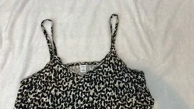 Old Navy Flowy Tank - Image 3