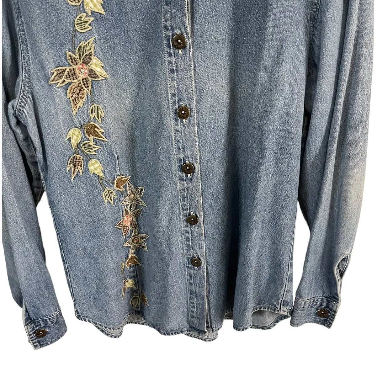 Stuido West Vintage 90s Size Medium Emboridered Floral Denim Button Up Shirt - Image 3