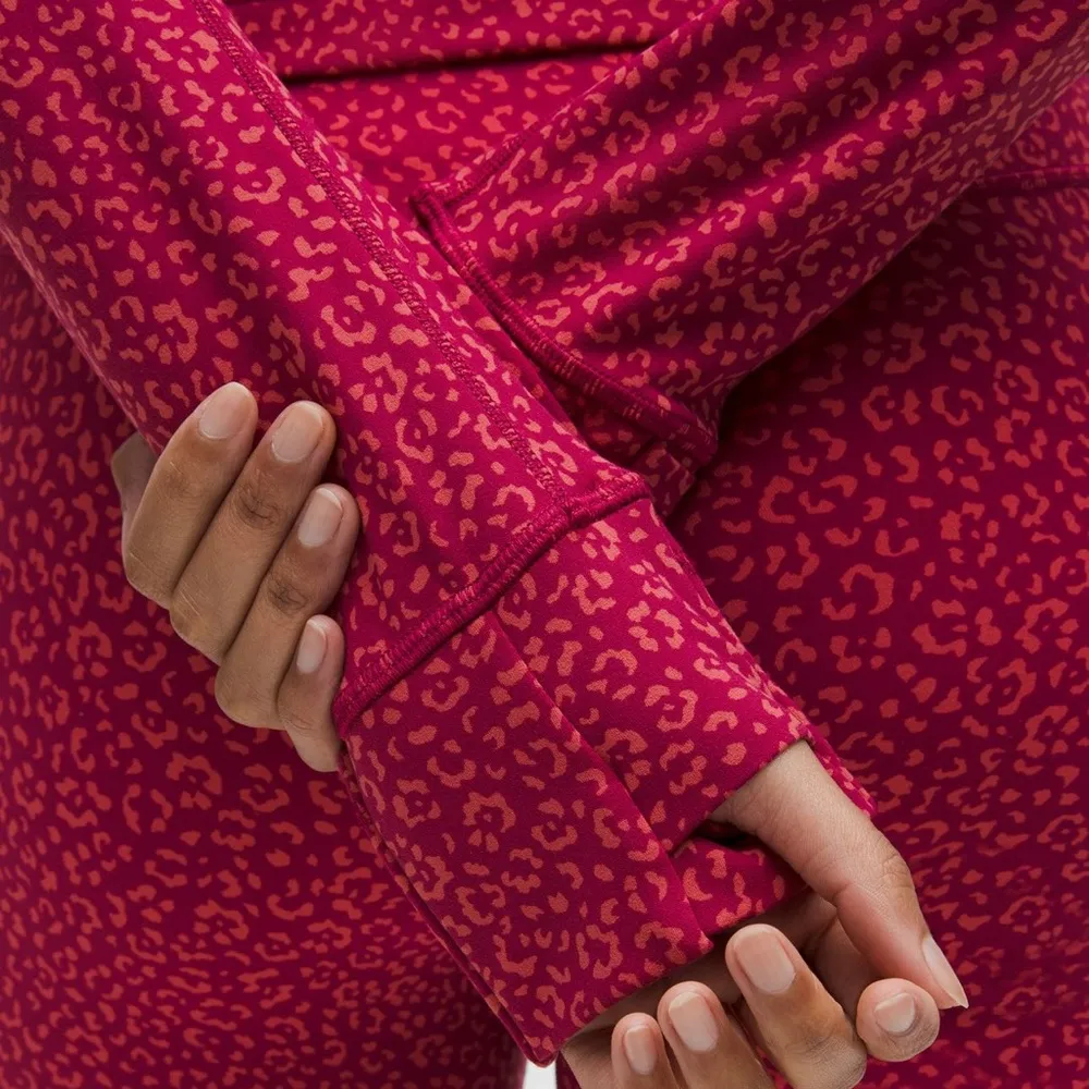 2025-Desert REDLeopard Daisy Magenta Smoke Lululemon - Image 5