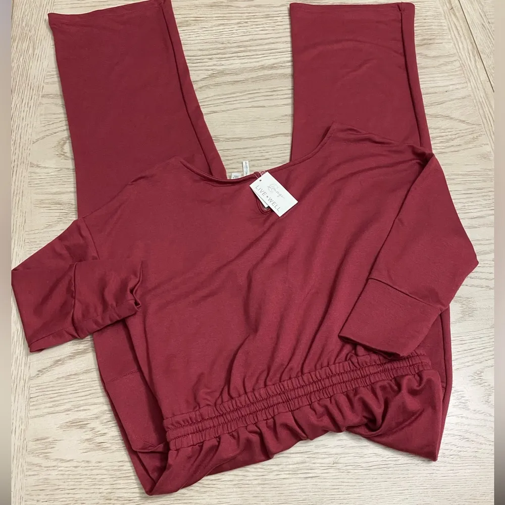 Live Well Lounge Pant Suit Red - Image 3