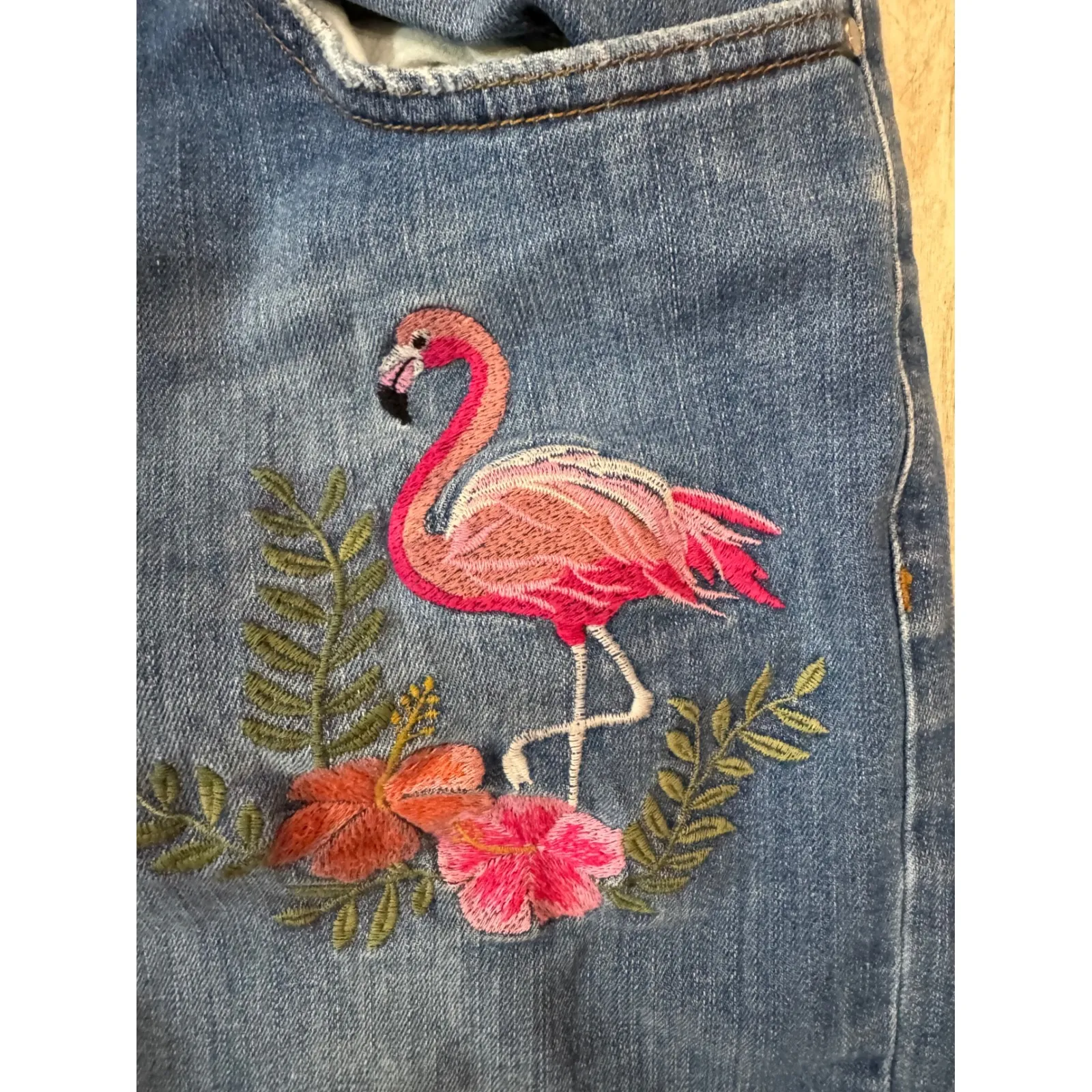 ZARA BASIC 1975 DENIM Women's Blue Flamingo Embroidered Distressed Jeans Size 30 - Image 4
