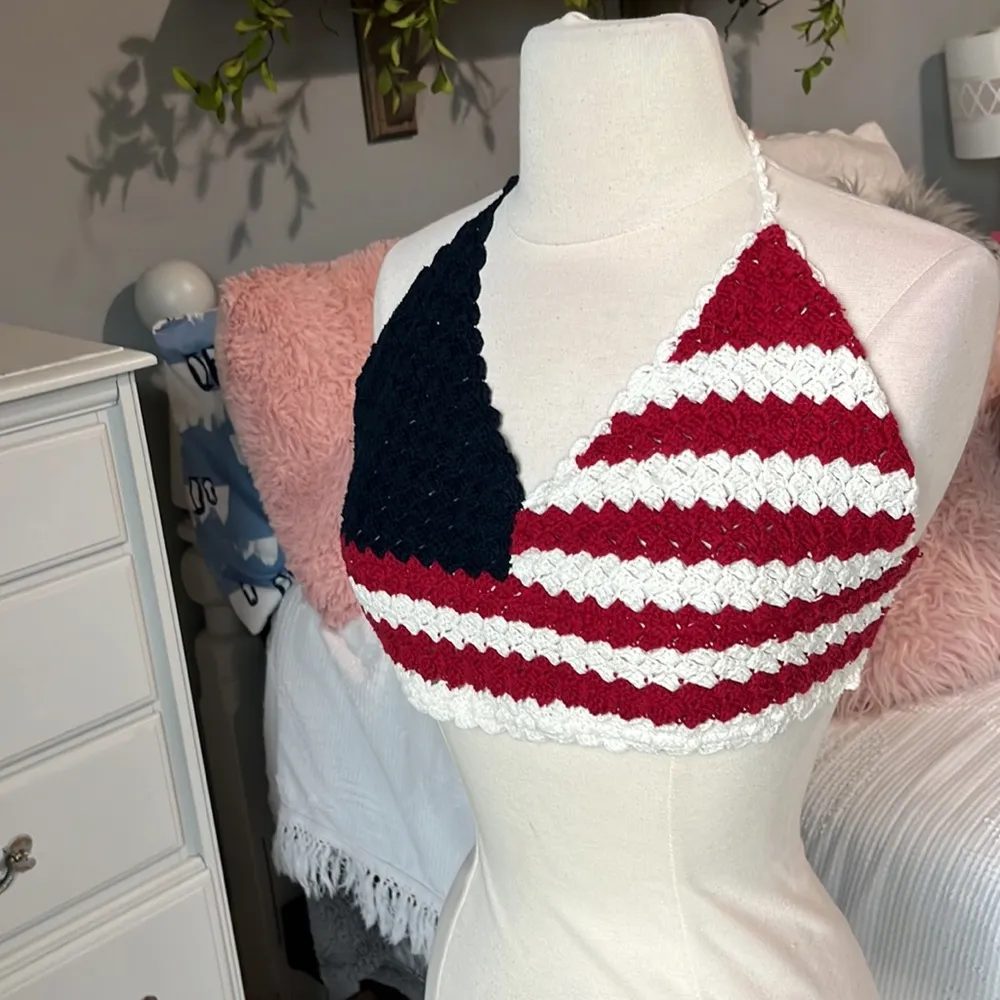Halter crop Top Crochet America Womens L XL Red White Blue Shirt Patriotic - Image 2