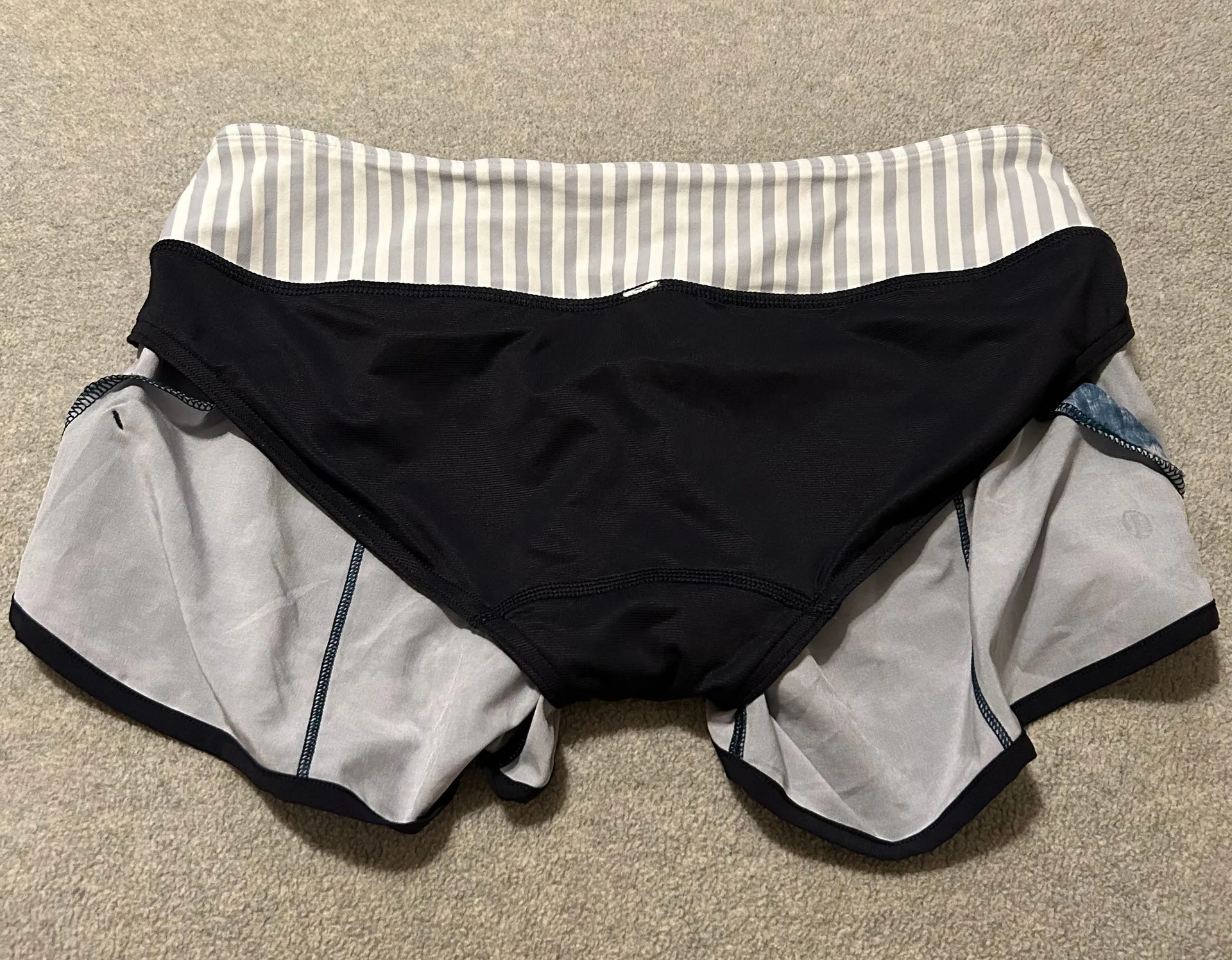 Speed Short 2.5” Low Rise Size 6 Sea Side Silver Fox Alberta Lake Blue - Image 4