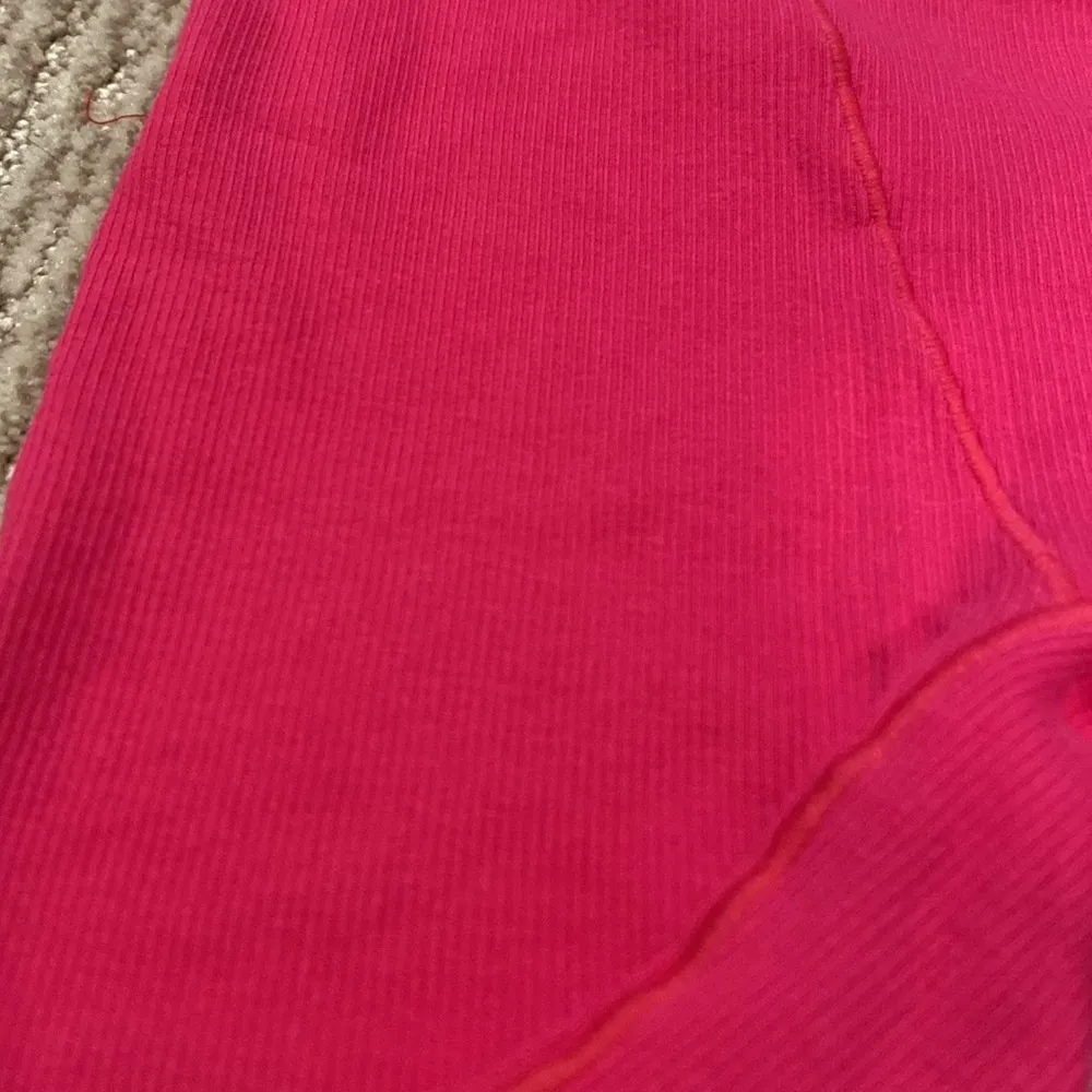 Skims pink pajama bottoms - Image 2