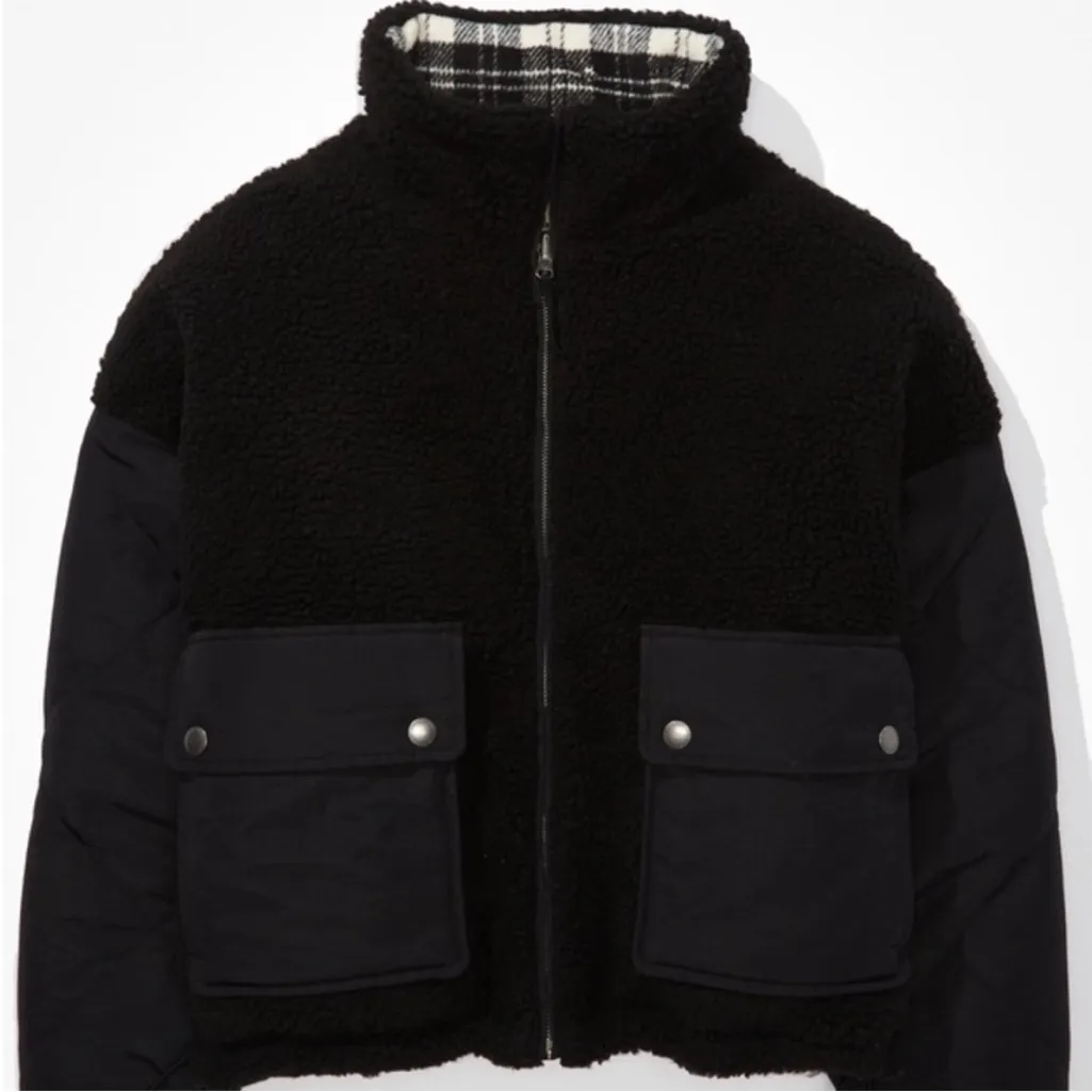 American Eagle Outfitters Reversible puffer coat women’s small - Image 2