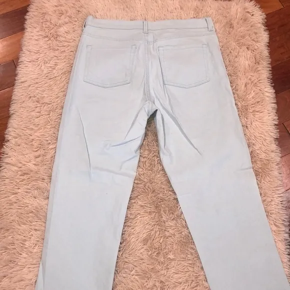 Gloria Vanderbilt  light blue Amanda jeans - Image 4